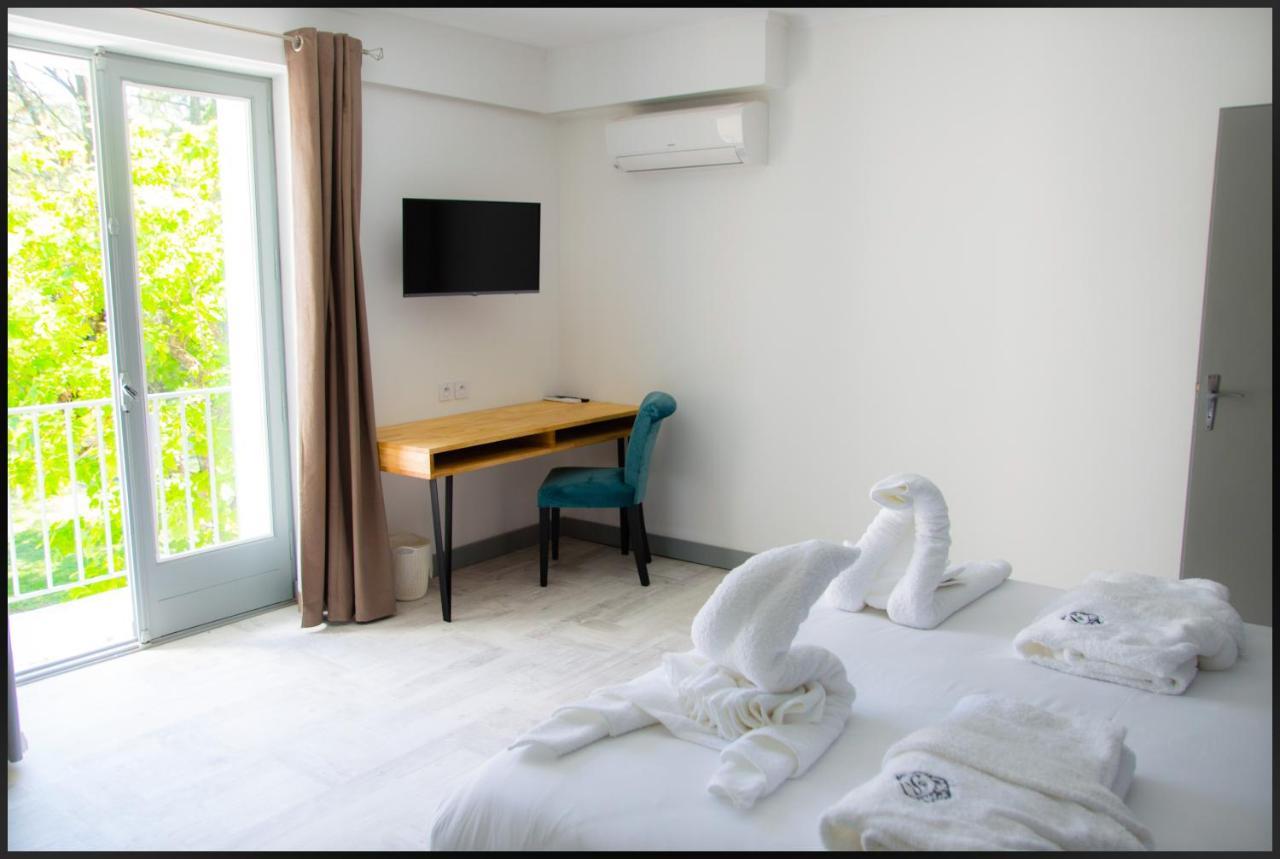 La Redoniere Hotel โรม็อง-ซูร์-อีแซร์ ภายนอก รูปภาพ